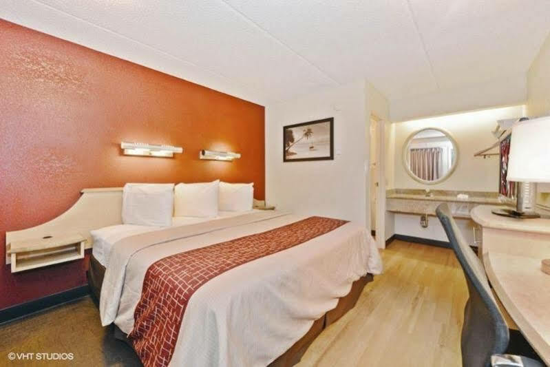 Red Roof Inn Tampa Fairgrounds - Casino Mango Dış mekan fotoğraf